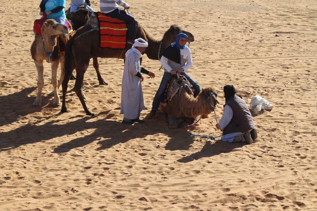 La Gazelle Bleue Hotel Merzouga Esterno foto